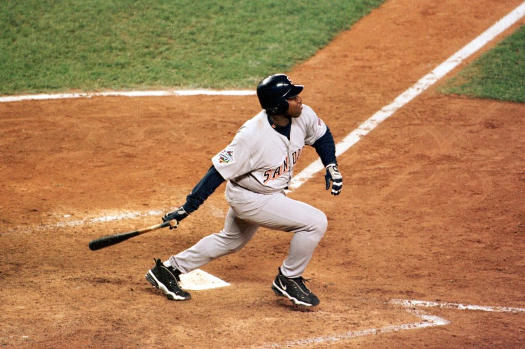 Baseball In Pics on X: Tony Gwynn hitting in the 1998 World