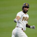 Is the Padres best move to just hold onto Eric Hosmer?