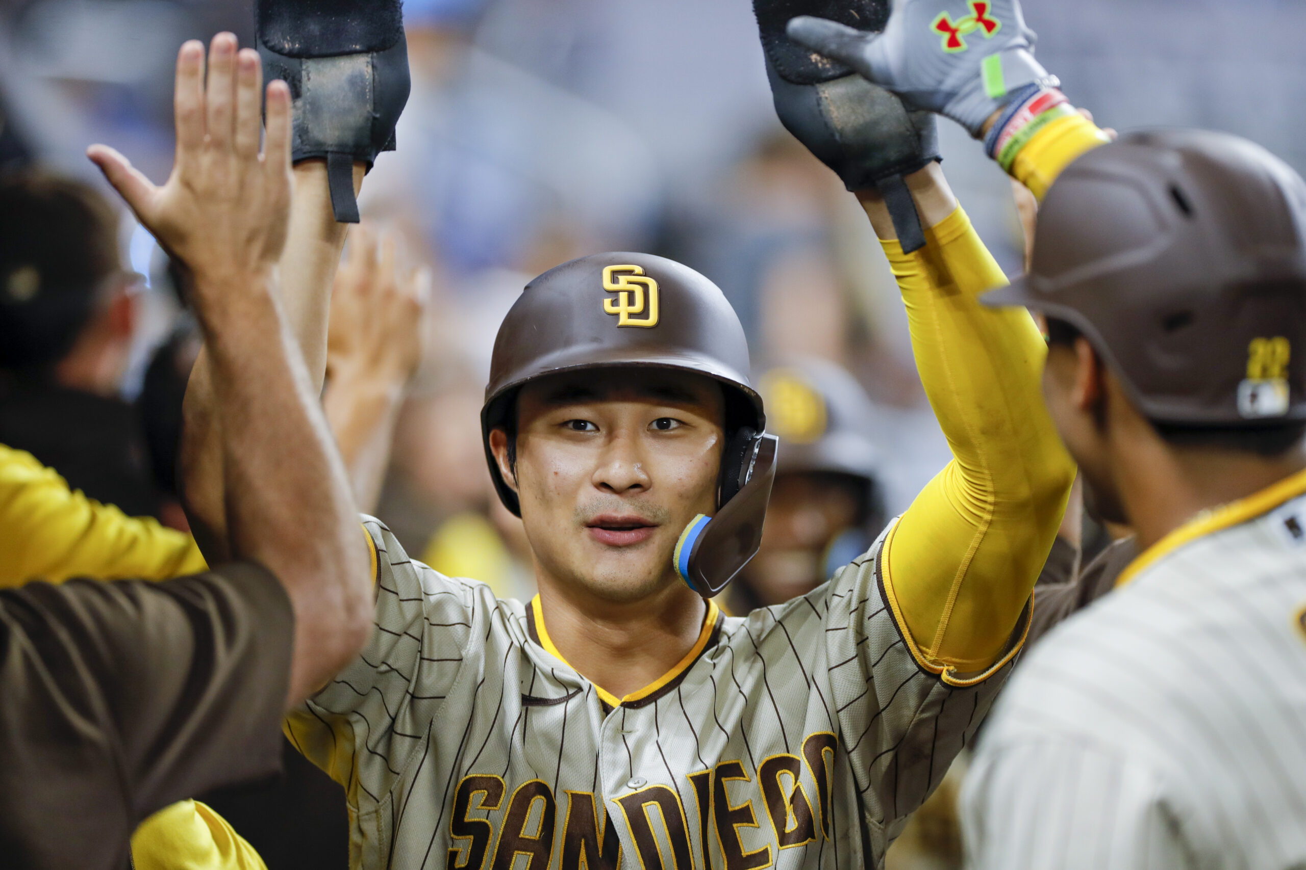 Ha-Seong Kim hits his first MLB grand slam