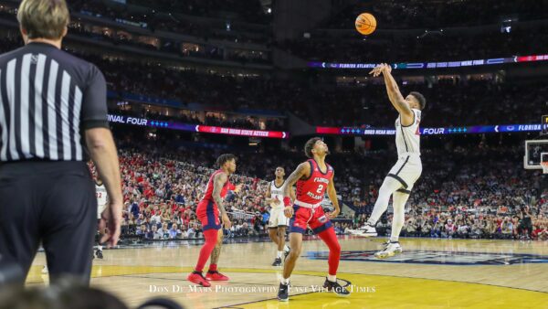 Butler's Buzzer Beater Gives SDSU 73-71 Win Over New Mexico, Share of MW  Title - Times of San Diego