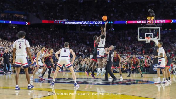 Butler's Buzzer Beater Gives SDSU 73-71 Win Over New Mexico, Share of MW  Title - Times of San Diego