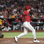 Waldron roughed up by D-backs in series finale vs. Padres