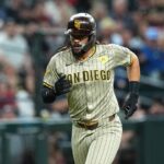 Padres play inspired by good news in 7-1 drubbing of D-backs
